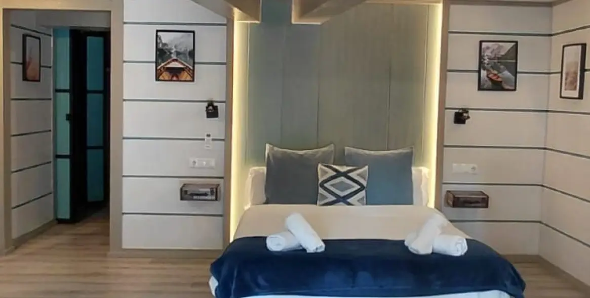 Venta de villa independiente en Marbella 1