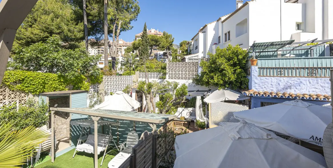 Sale of detached villa in Marbella 20