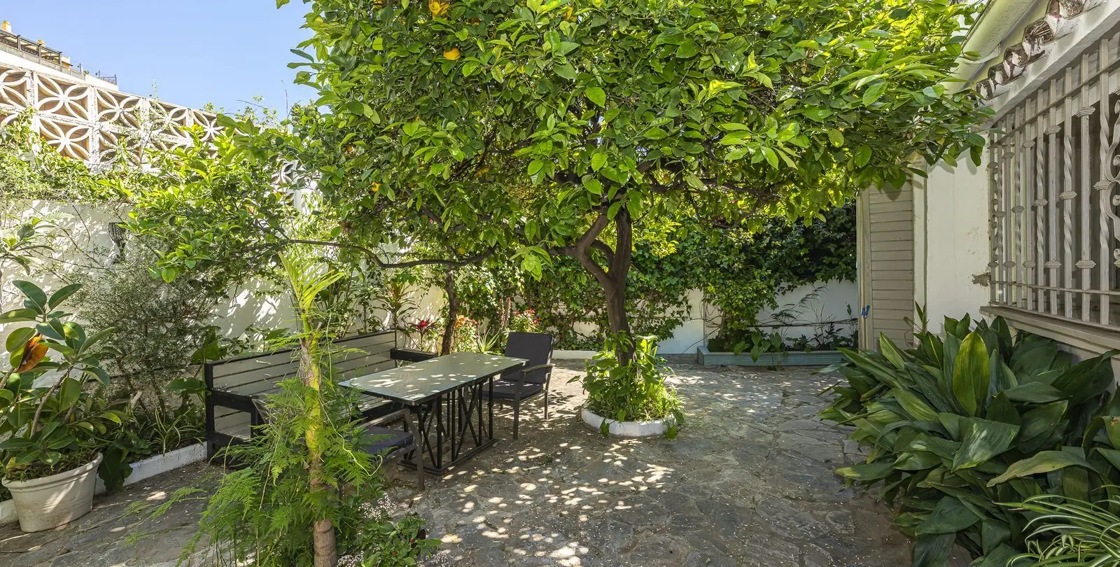 Продажа  отдельно стоящей виллы в Marbella 36