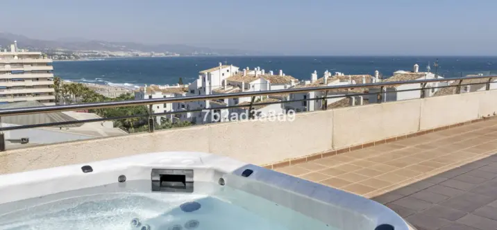 Venta de ático en Puerto Banús 0