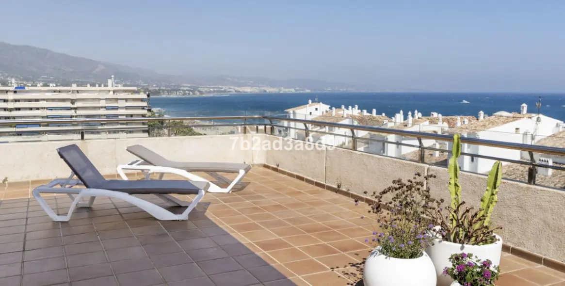 Venta de ático en Puerto Banús 3