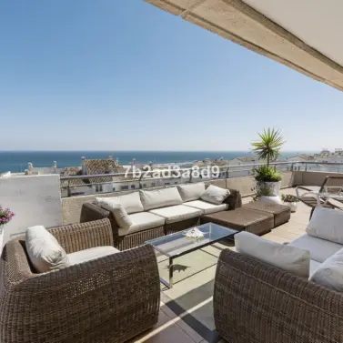 Venta de ático en Puerto Banús