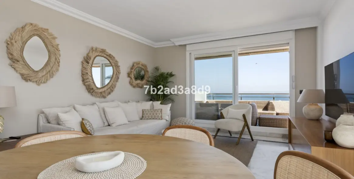 Venta de ático en Puerto Banús 6