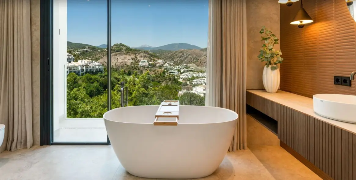 Venta de villa independiente en La Quinta 6