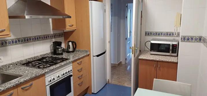 Alquiler a largo plazo de apartamento en planta media en San Pedro de Alcántara 1
