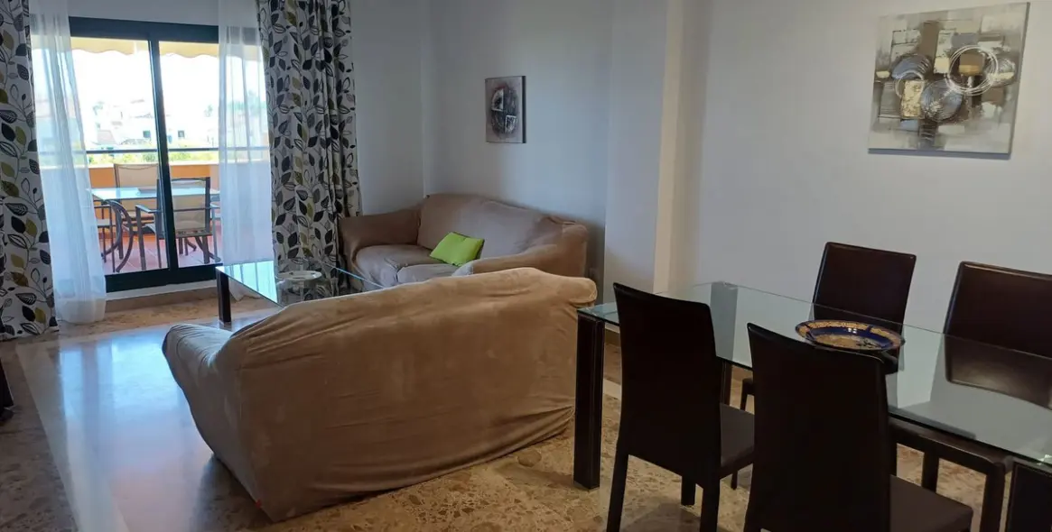 Долгосрочная аренда апартаментов на среднем этаже в San Pedro de Alcántara 3