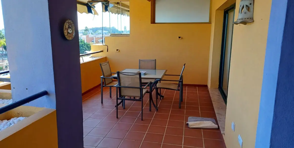 Долгосрочная аренда апартаментов на среднем этаже в San Pedro de Alcántara 6