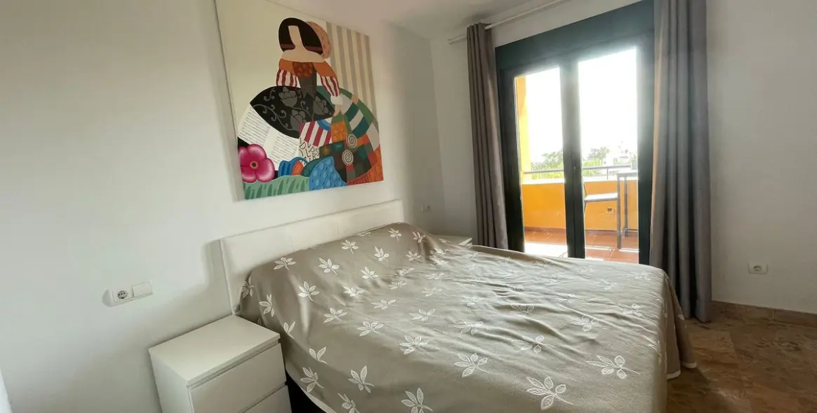 Долгосрочная аренда апартаментов на среднем этаже в San Pedro de Alcántara 11