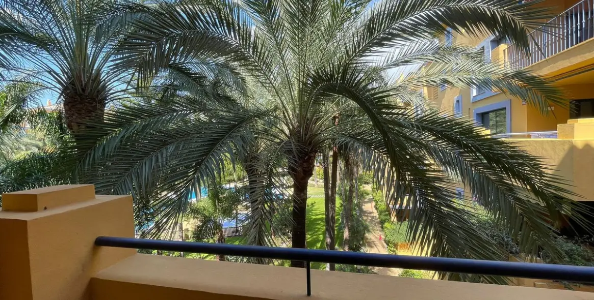 Долгосрочная аренда апартаментов на среднем этаже в San Pedro de Alcántara 17