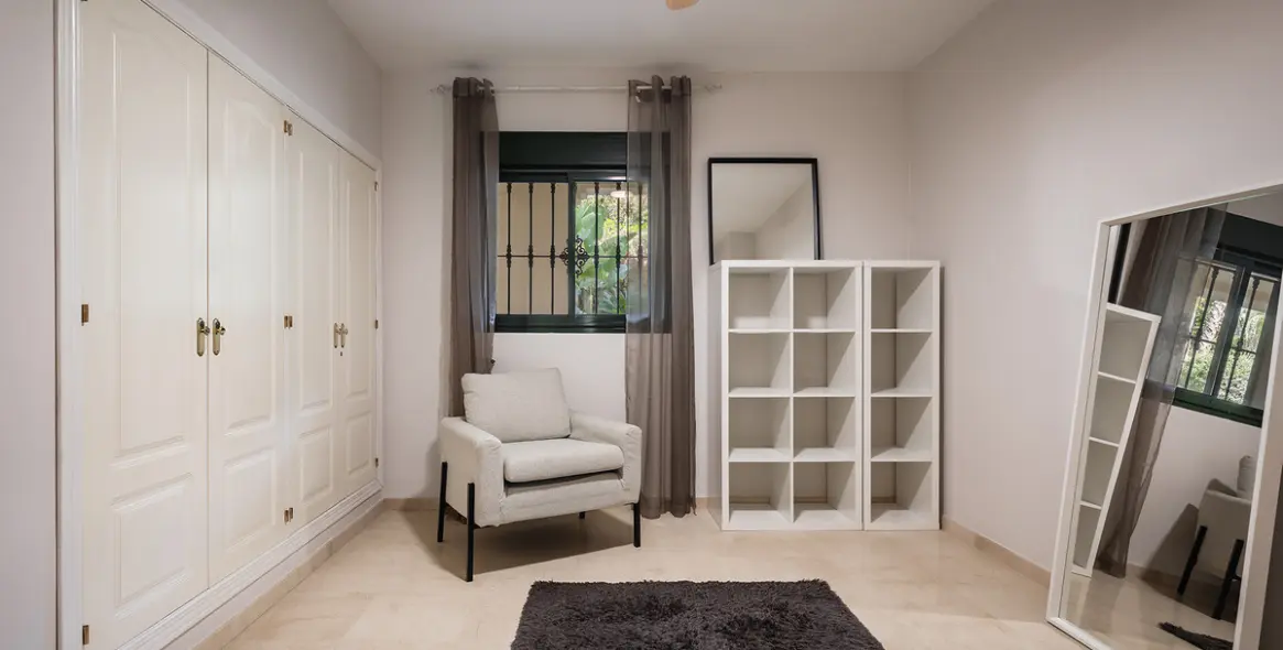 Long-term rent of ground floor apartment in San Pedro de Alcántara 10