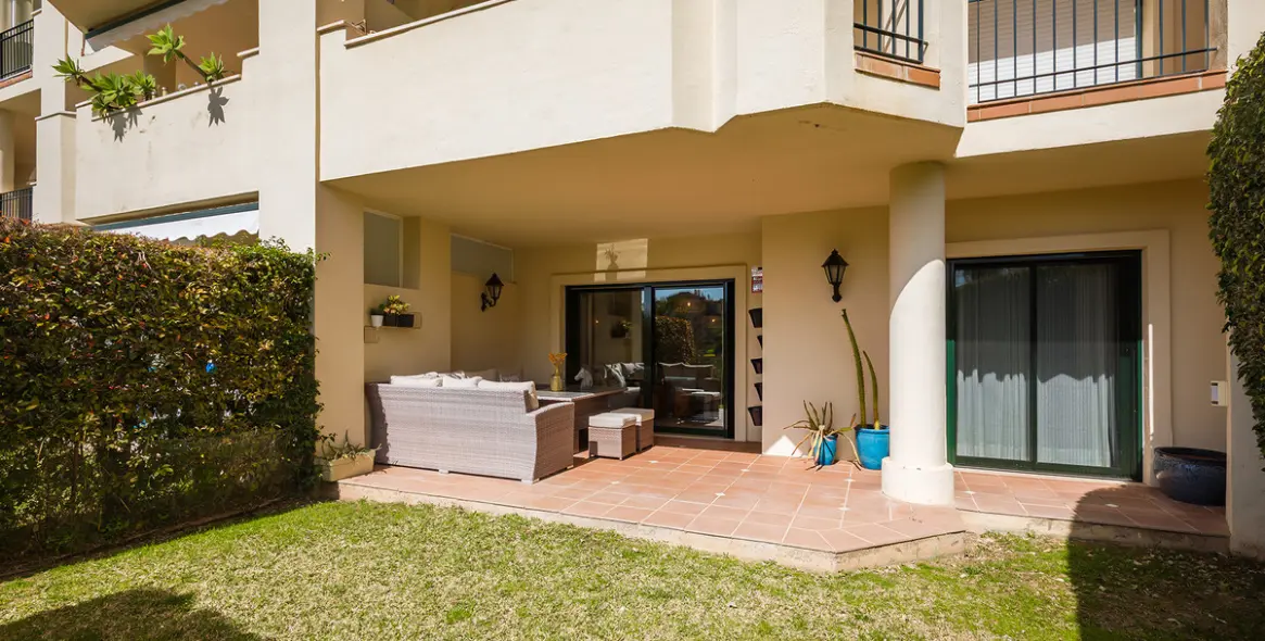 Long-term rent of ground floor apartment in San Pedro de Alcántara 12