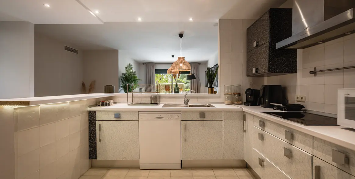 Long-term rent of ground floor apartment in San Pedro de Alcántara 18