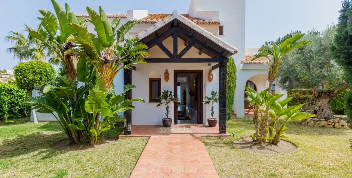 Alquiler a largo plazo de villa independiente en Mijas Costa 8