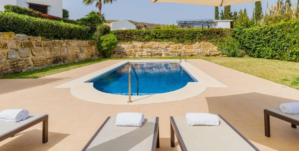 Alquiler a largo plazo de villa independiente en Mijas Costa 10