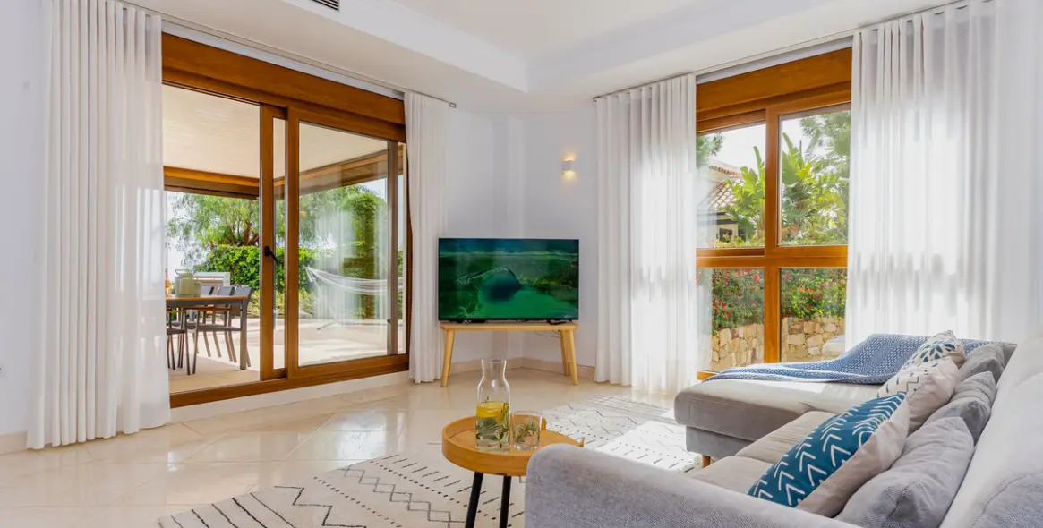 Alquiler a largo plazo de villa independiente en Mijas Costa 13