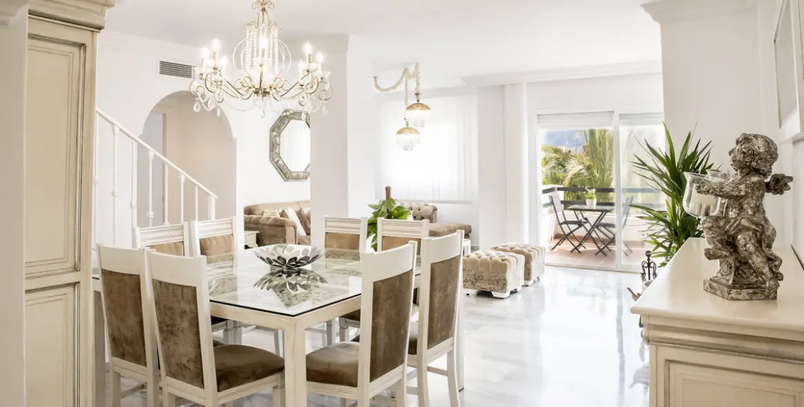 Alquiler a largo plazo de ático en Guadalmina Baja 1