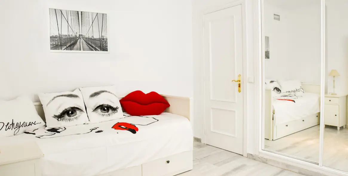 Alquiler a largo plazo de ático en Guadalmina Baja 26