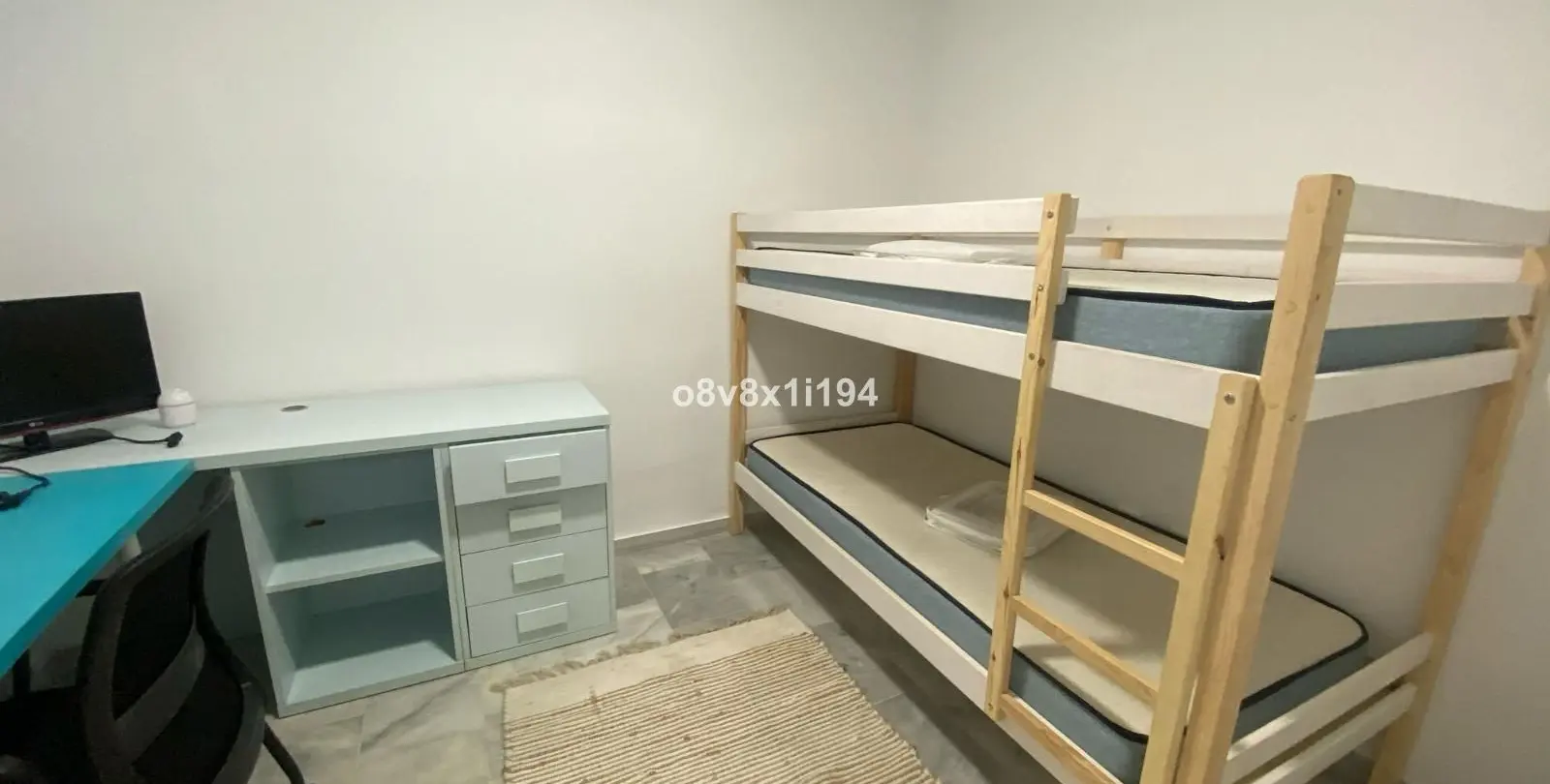 Продажа апартаментов на первом этаже в Casares 24