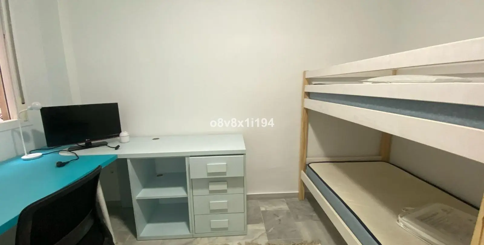 Продажа апартаментов на первом этаже в Casares 26