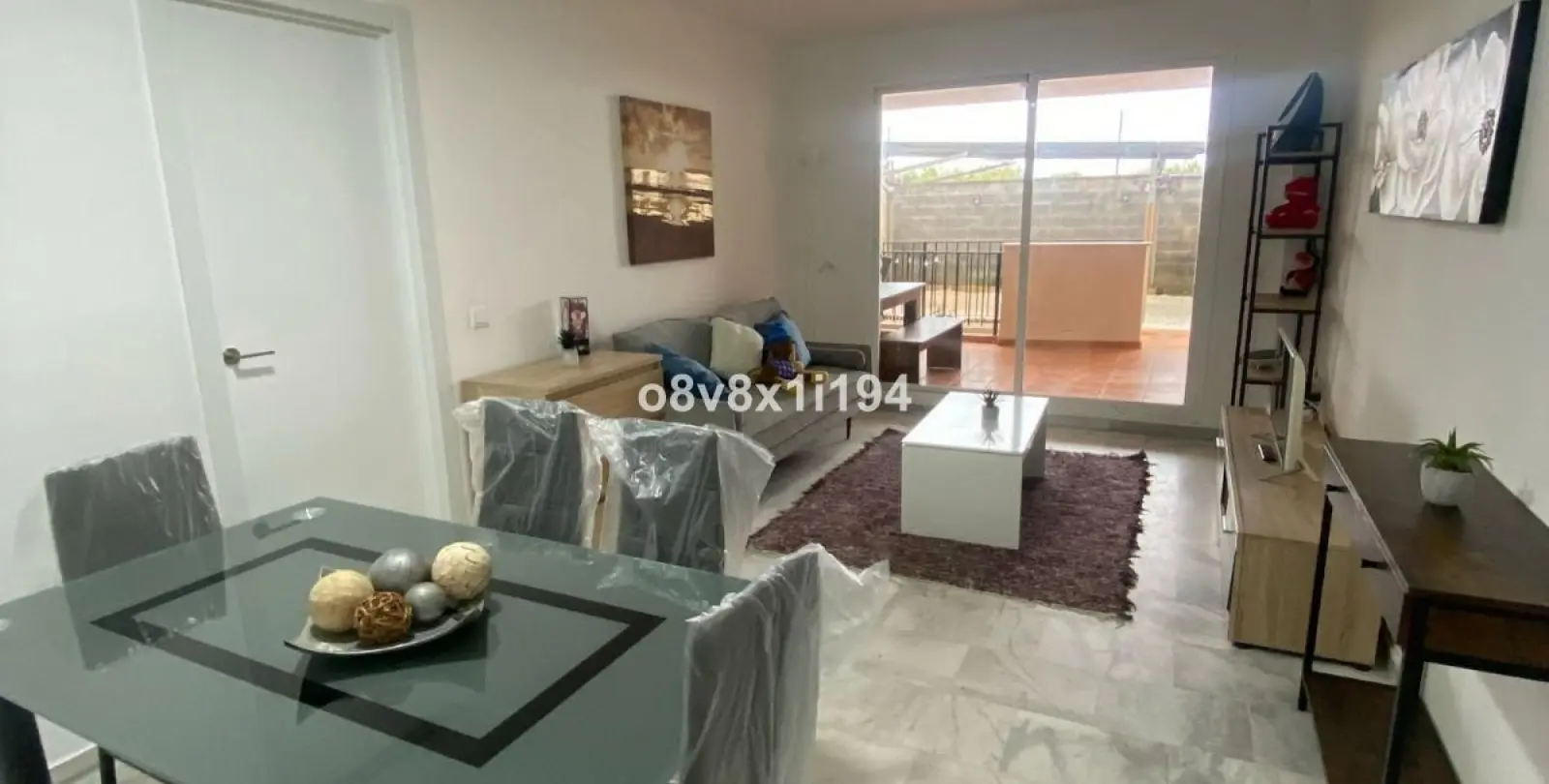 Продажа апартаментов на первом этаже в Casares 35