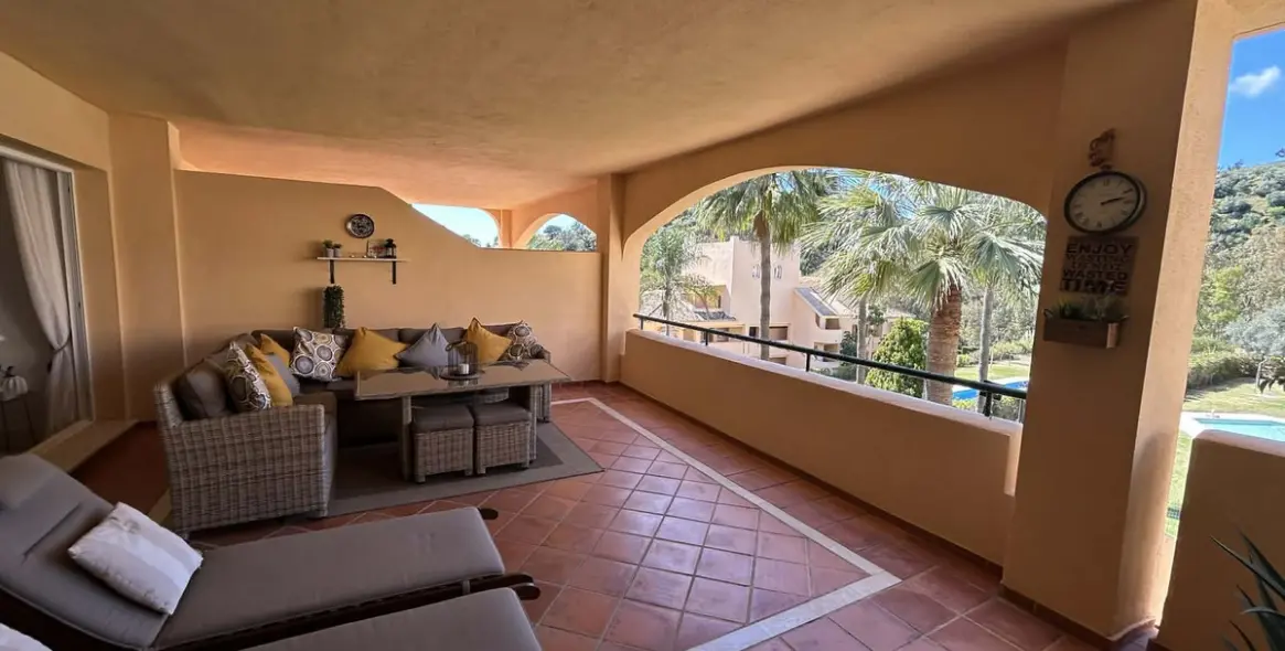 Venta de apartamento en planta media en Elviria 7