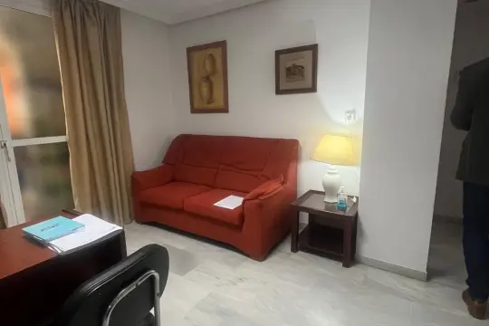 Image 4 thumb