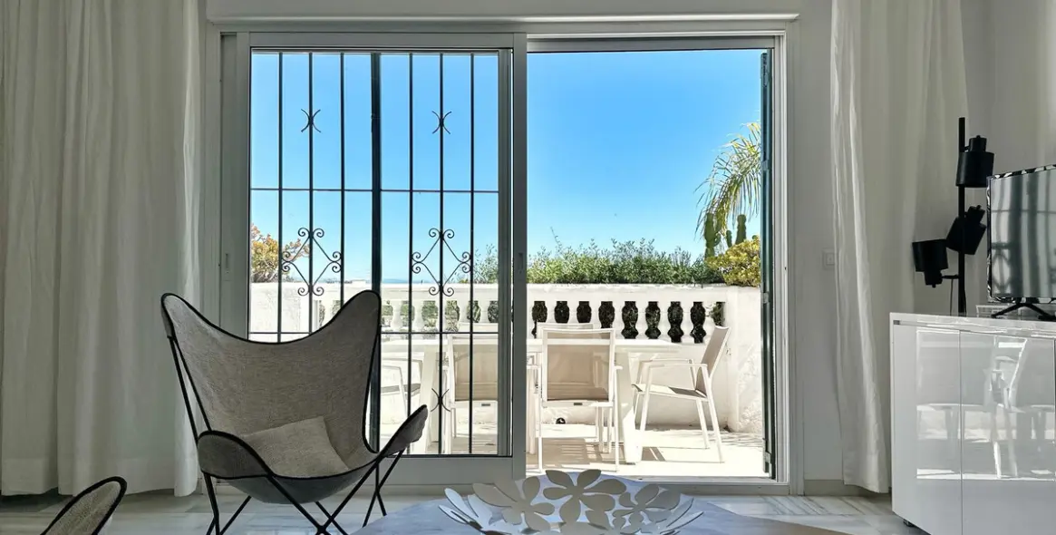 Sale of ground floor apartment in Fuengirola 2