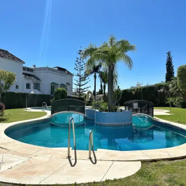 Sale of ground floor apartment in Fuengirola