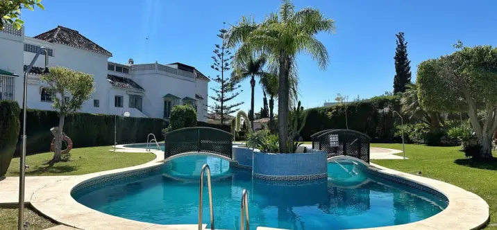 Sale of ground floor apartment in Fuengirola 2