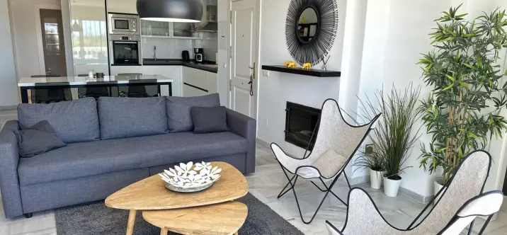 Sale of ground floor apartment in Fuengirola 3