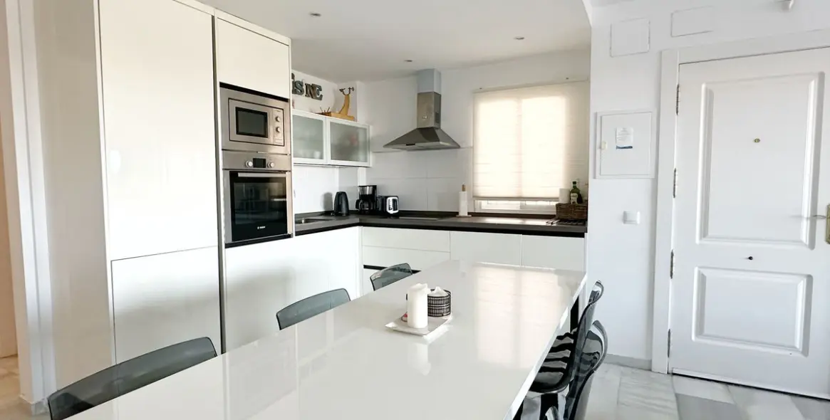 Sale of ground floor apartment in Fuengirola 8