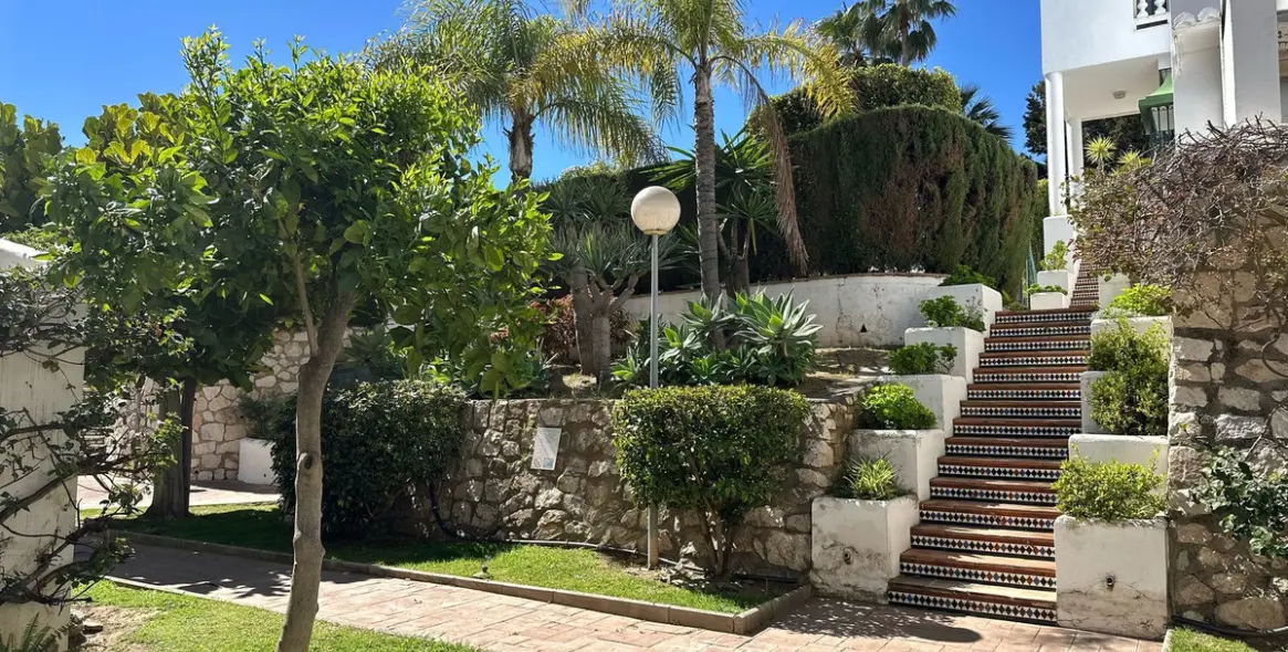 Sale of ground floor apartment in Fuengirola 22