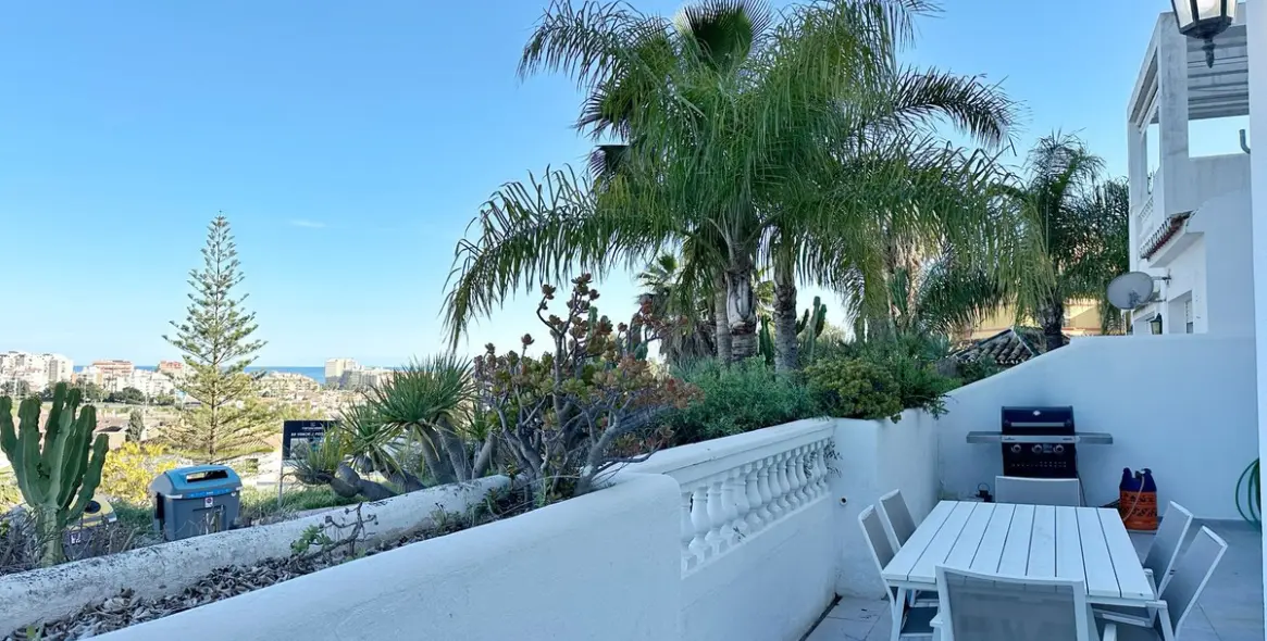 Sale of ground floor apartment in Fuengirola 26