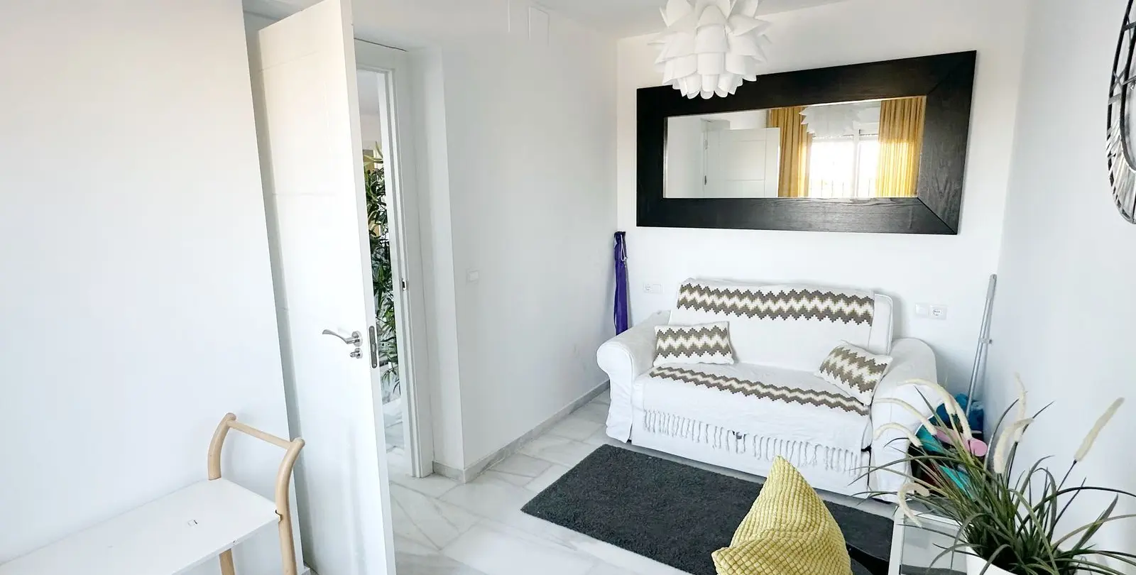Sale of ground floor apartment in Fuengirola 17