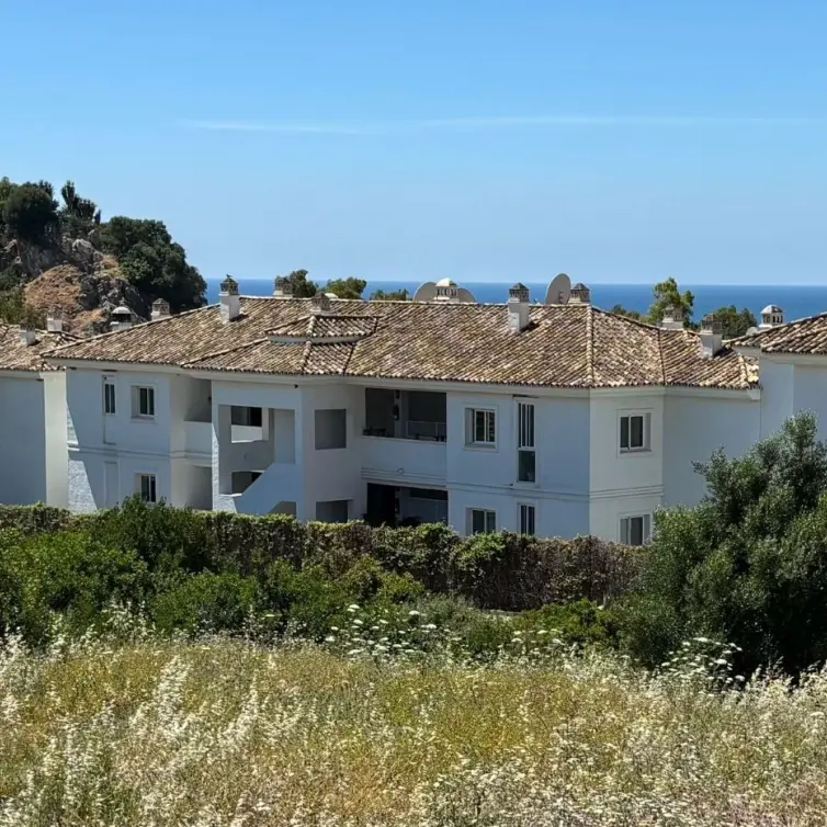 Venta de parcela residencial en Casares Playa