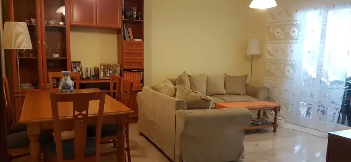 Продажа апартаментов на среднем этаже в Fuengirola 0