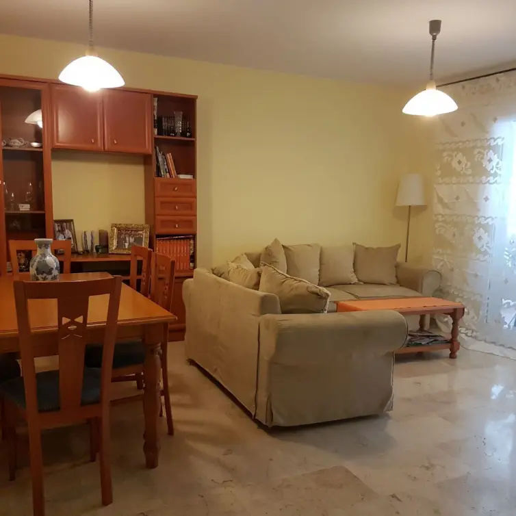Venta de apartamento en planta media en Fuengirola