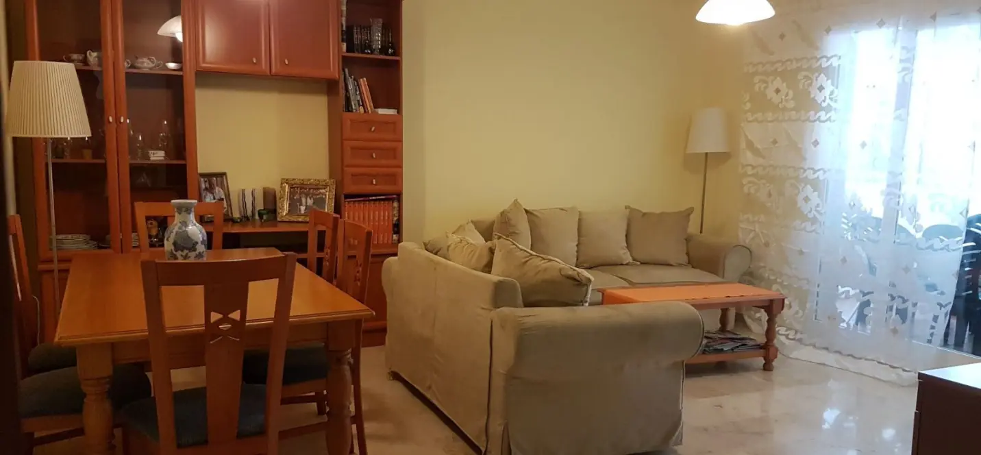 Venta de apartamento en planta media en Fuengirola 0