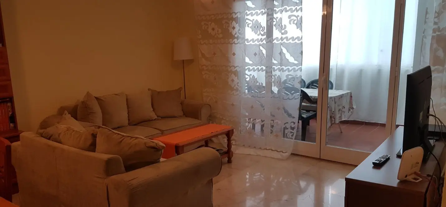 Venta de apartamento en planta media en Fuengirola 3
