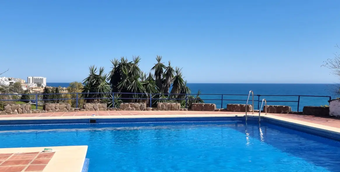 Sale of semi-detached house in Benalmadena 1