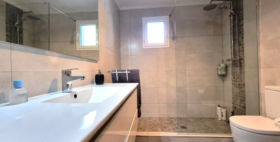 Sale of semi-detached house in Benalmadena 23