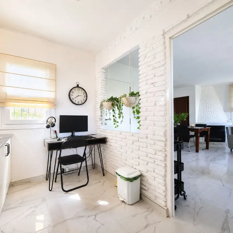 Продажа дома на две семьи в Benalmadena