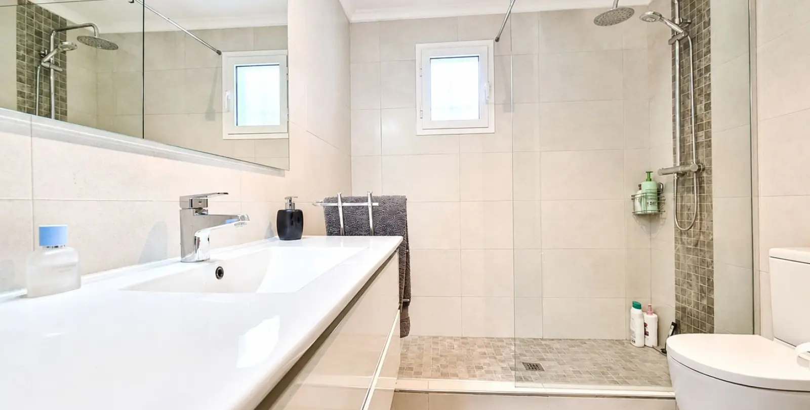 Продажа дома на две семьи в Benalmadena 11