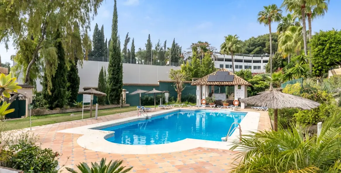 Продажа апартаментов на первом этаже в Aloha 1