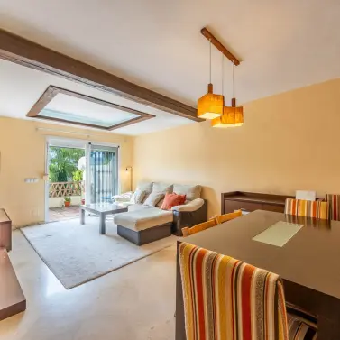 Sale of ground floor apartment in Aloha