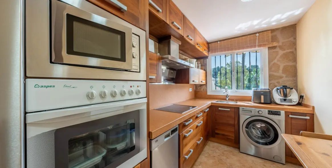 Продажа апартаментов на первом этаже в Aloha 4