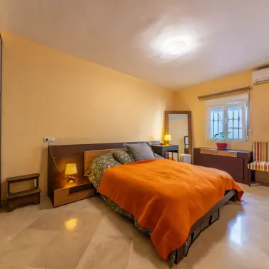 Sale of ground floor apartment in Aloha