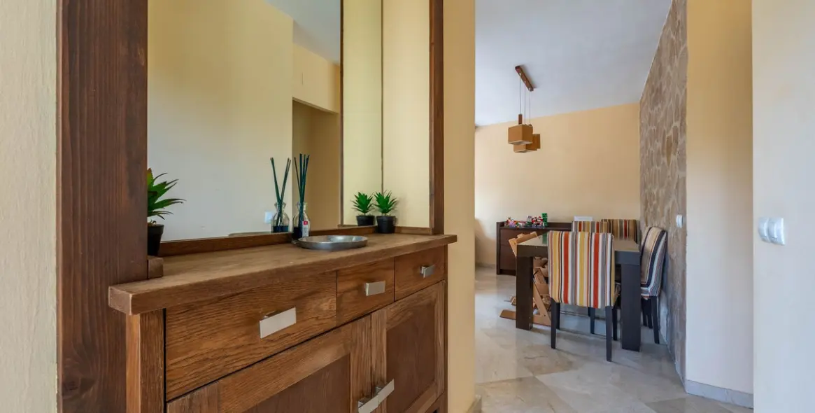 Продажа апартаментов на первом этаже в Aloha 6