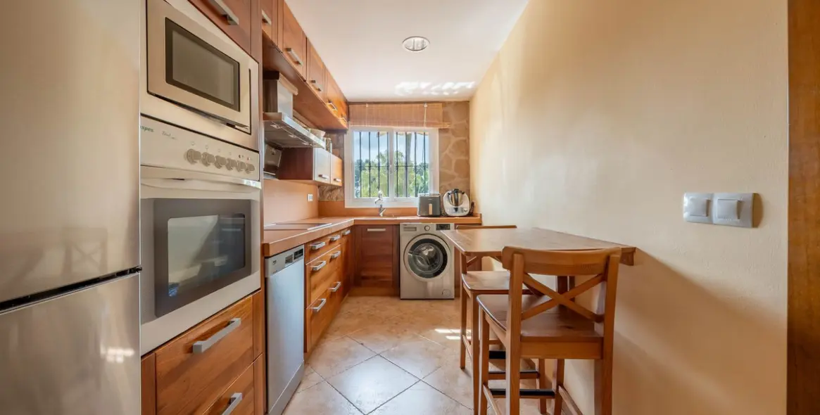 Продажа апартаментов на первом этаже в Aloha 14