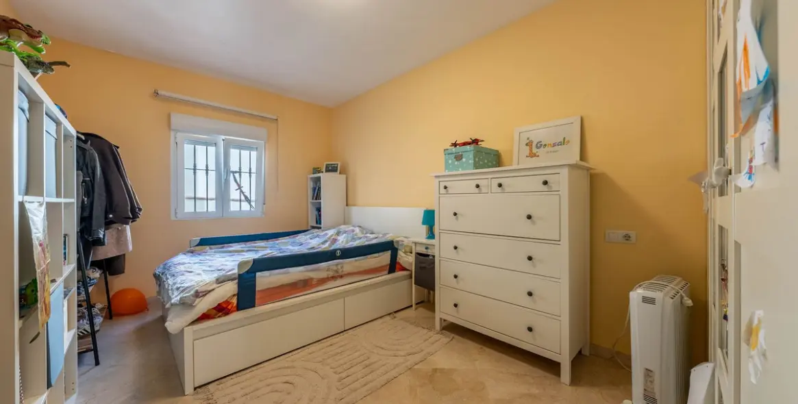 Продажа апартаментов на первом этаже в Aloha 18